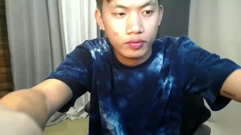 Snapshot of hugecockjames09 chatting on 10/04/25, 10:46 hugecockjames09 online show from 10/04/25, 10:46