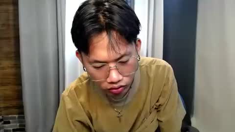 Snapshot of hugecockjames09 chatting on 10/11/25, 04:55 hugecockjames09 online show from 10/11/25, 04:55