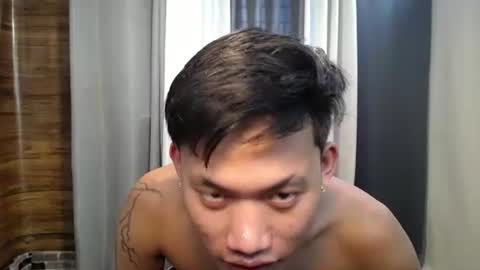 Snapshot of hugecockjames09 chatting on 10/16/25, 06:25 hugecockjames09 online show from 10/16/25, 06:25