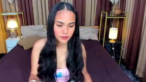 Snapshot of hugecockjayken chatting on 10/06/25, 05:21 ANNA AND JOEL online show from 10/06/25, 05:21