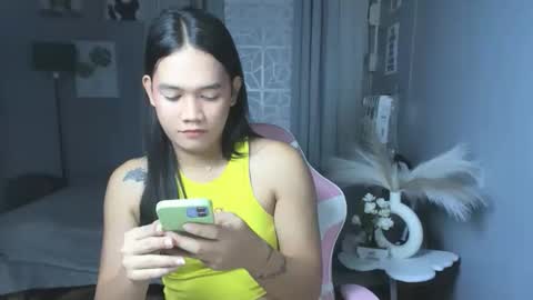 Snapshot of hugecockselfsucker4ux chatting on 09/27/25, 05:23 Its me ATHENA your goddess of beauty online show from 09/27/25, 05:23