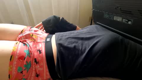 HugeCumshots online show from 10/26/25, 06:25