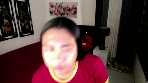 Snapshot of hugemusclecockts chatting on 11/17/25, 07:14 yesha fox online show from 11/17/25, 07:14