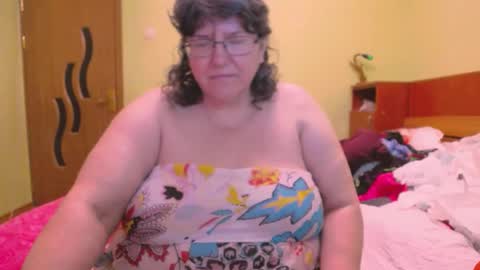 HugeTitsXXX online show from 02/11/25, 01:52