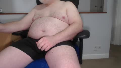 Huggie Bear online show from 03/09/25, 09:57