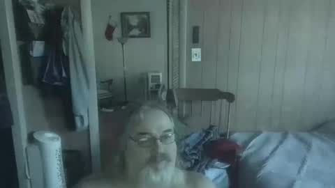 Snapshot of huggybear566 chatting on 03/08/26, 01:37 lonely huggy bear online show from 03/08/26, 01:37