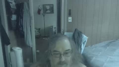 Snapshot of huggybear566 chatting on 03/21/26, 03:04 lonely huggy bear online show from 03/21/26, 03:04
