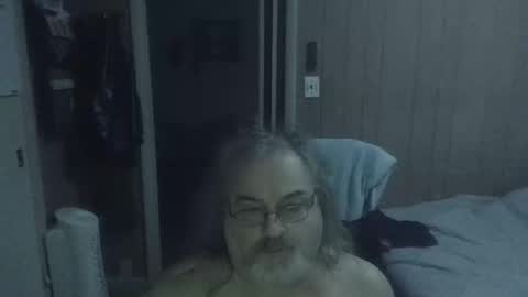 Snapshot of huggybear566 chatting on 03/31/26, 11:43 lonely huggy bear online show from 03/31/26, 11:43