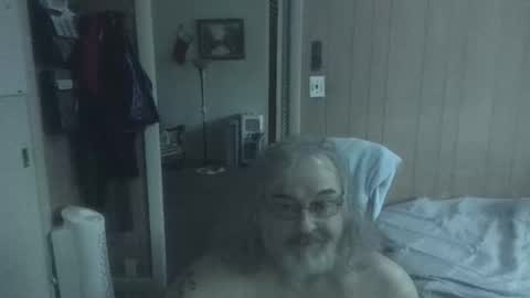 Snapshot of huggybear566 chatting on 04/04/26, 03:09 lonely huggy bear online show from 04/04/26, 03:09