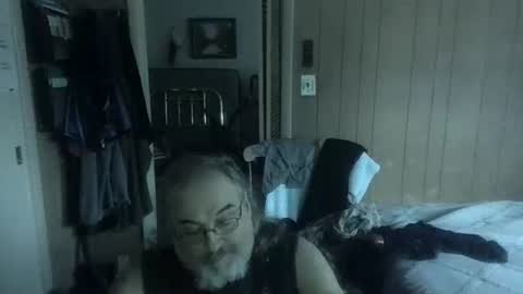 Snapshot of huggybear566 chatting on 07/02/26, 02:01 lonely huggy bear online show from 07/02/26, 02:01