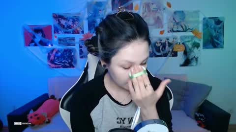 HugoMin online show from 10/13/25, 03:01