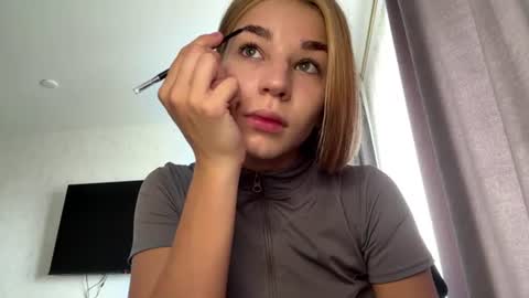 Tessa  online show from 07/21/26, 07:43