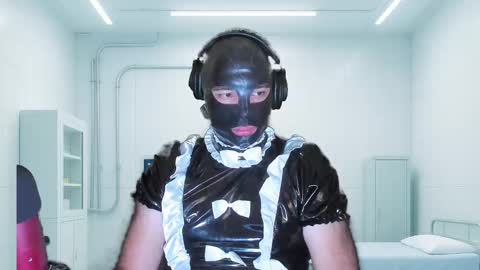 Humandroid online show from 11/21/25, 07:34