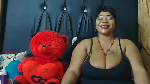 humongoustitss500929 online show from 10/01/25, 03:56