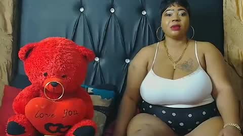 humongoustitss500929 online show from 10/09/25, 05:11