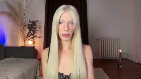 Alice help me reach 100 likes  online show from 06/15/26, 10:45