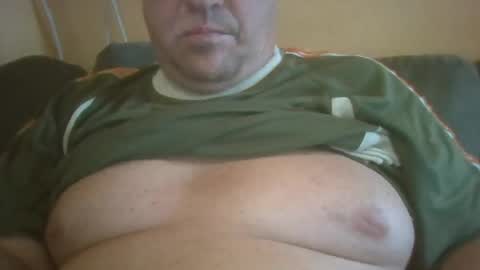 vastagfasz magyar apuci online show from 07/05/26, 05:20