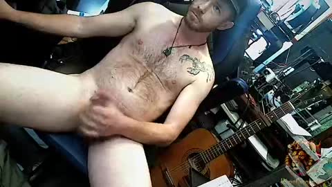 HungGinger4U online show from 05/16/26, 08:18