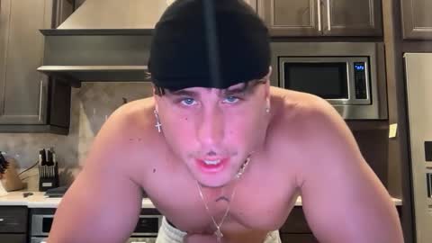 Snapshot of hungkingg22 chatting on 10/09/25, 02:59 hungkingg22 online show from 10/09/25, 02:59