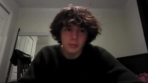 Snapshot of hunglikecrazyy chatting on 12/22/25, 01:57 Tyler online show from 12/22/25, 01:57