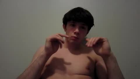 Snapshot of hunglikecrazyy chatting on 02/25/26, 01:59 Tyler online show from 02/25/26, 01:59