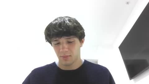 Snapshot of hunglikecrazyy chatting on 03/14/26, 03:17 Tyler online show from 03/14/26, 03:17