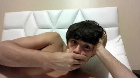 Snapshot of hunglikecrazyy chatting on 04/02/26, 11:35 Tyler online show from 04/02/26, 11:35
