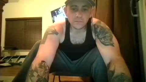 Snapshot of hungoutlaw69420 chatting on 11/18/25, 07:24 hungoutlaw69420 online show from 11/18/25, 07:24