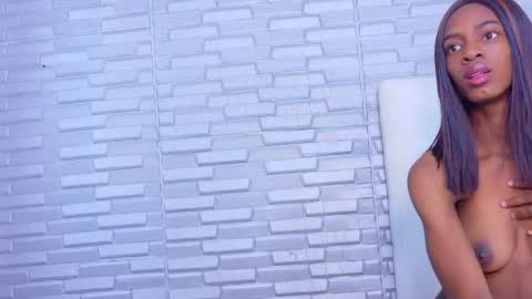 Snapshot of hungry_pussy18 chatting on 11/12/25, 02:17 sasha online show from 11/12/25, 02:17