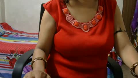 Snapshot of hungrymilf69 chatting on 07/23/26, 02:53 hungrymilf69 online show from 07/23/26, 02:53