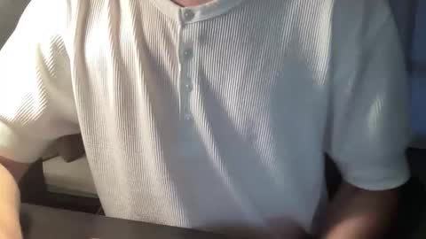 Snapshot of hungwank95 chatting on 10/05/25, 04:49 hungwank95 online show from 10/05/25, 04:49