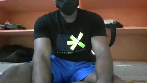 Snapshot of hunk_dominant chatting on 10/26/25, 08:42 hunk_dominant online show from 10/26/25, 08:42