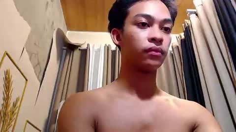 Snapshot of hunk_edward chatting on 05/27/26, 07:00 hunk_edward online show from 05/27/26, 07:00