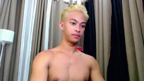 Snapshot of hunk_edward chatting on 06/11/26, 07:06 hunk_edward online show from 06/11/26, 07:06