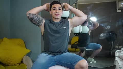 hunk_ryan online show from 01/26/25, 08:34