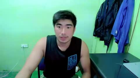 Snapshot of hunkfireman chatting on 04/18/26, 12:36 ADAM online show from 04/18/26, 12:36
