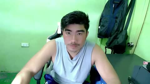 Snapshot of hunkfireman chatting on 05/15/26, 11:01 ADAM online show from 05/15/26, 11:01