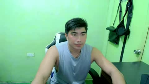 Snapshot of hunkfireman chatting on 06/12/26, 12:42 ADAM online show from 06/12/26, 12:42