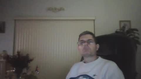 hunkmasclefad458 online show from 04/02/26, 05:16