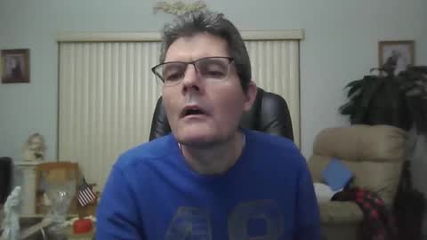 hunkmasclefad458 online show from 05/18/26, 04:07