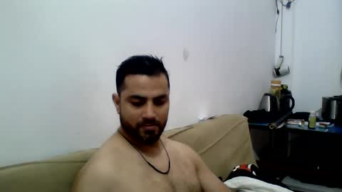 hunkster102 online show from 03/01/25, 04:15