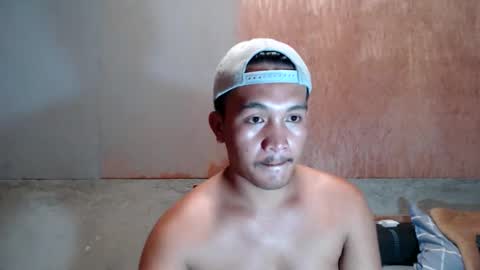 hunkylloyd online show from 12/17/25, 03:23