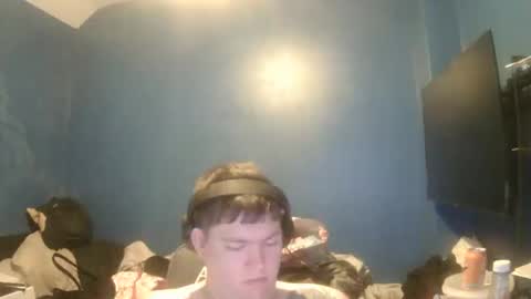 Snapshot of hunter_lust97 chatting on 05/03/26, 01:33 hunter_lust97 online show from 05/03/26, 01:33