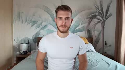 Hunter Bridges online show from 10/12/25, 07:18