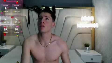 hunterheat_ online show from 10/02/25, 12:01