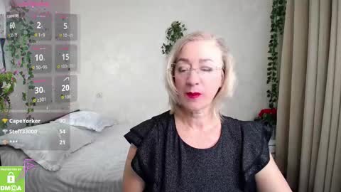 Snapshot of hunters_woman chatting on 10/24/25, 12:08 Irena online show from 10/24/25, 12:08