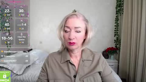 Snapshot of hunters_woman chatting on 11/05/25, 12:32 Irena online show from 11/05/25, 12:32