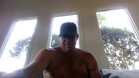 Snapshot of hunybager chatting on 05/20/26, 01:17 hunybager online show from 05/20/26, 01:17