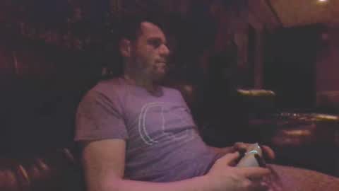 Snapshot of hurley7890 chatting on 12/18/25, 02:50 hurley7890 online show from 12/18/25, 02:50