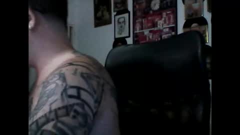 Snapshot of hurtadodirector chatting on 05/29/26, 07:17 hurtadodirector online show from 05/29/26, 07:17